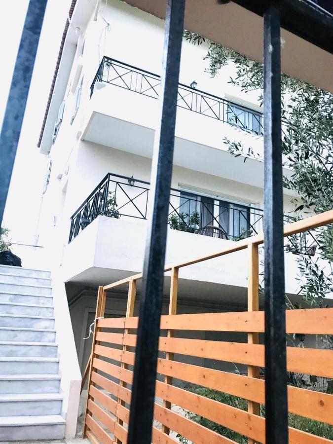 Beautiful Maisonette With A View To The Mountains And The Sea Agia Marina  ภายนอก รูปภาพ