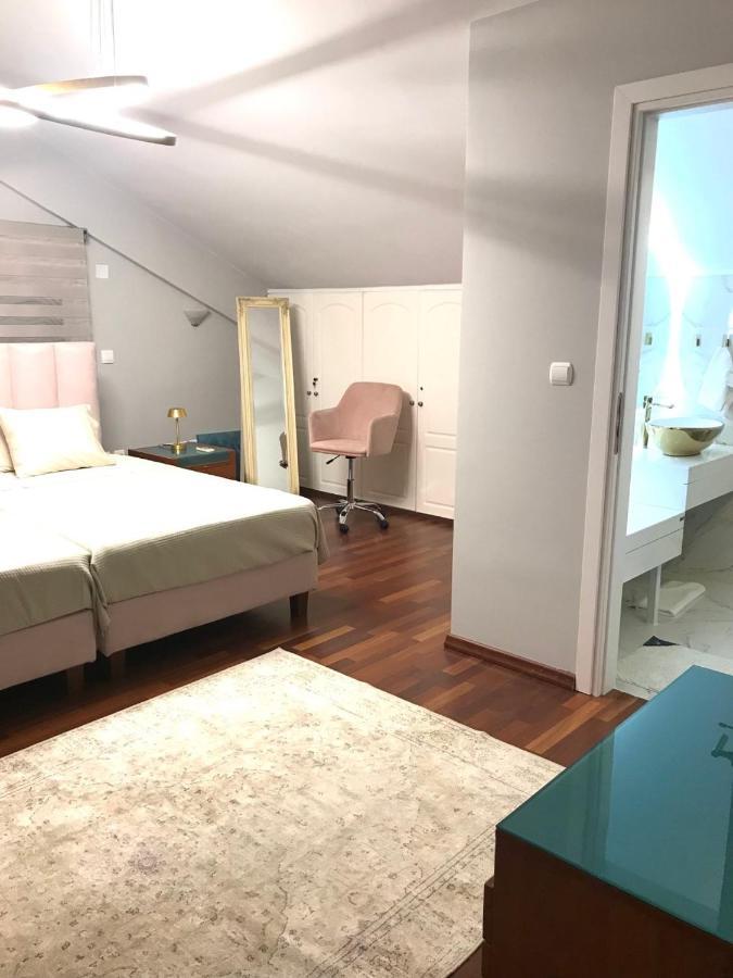 Beautiful Maisonette With A View To The Mountains And The Sea Agia Marina  ภายนอก รูปภาพ