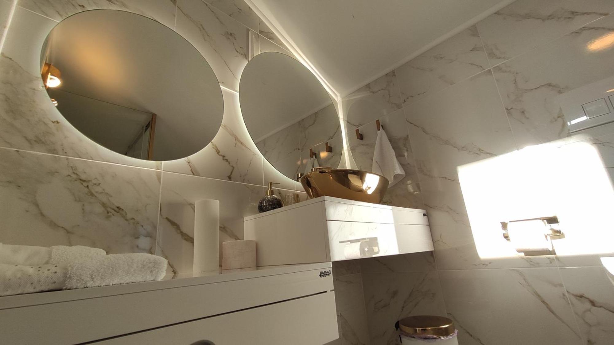 Beautiful Maisonette With A View To The Mountains And The Sea Agia Marina  ภายนอก รูปภาพ